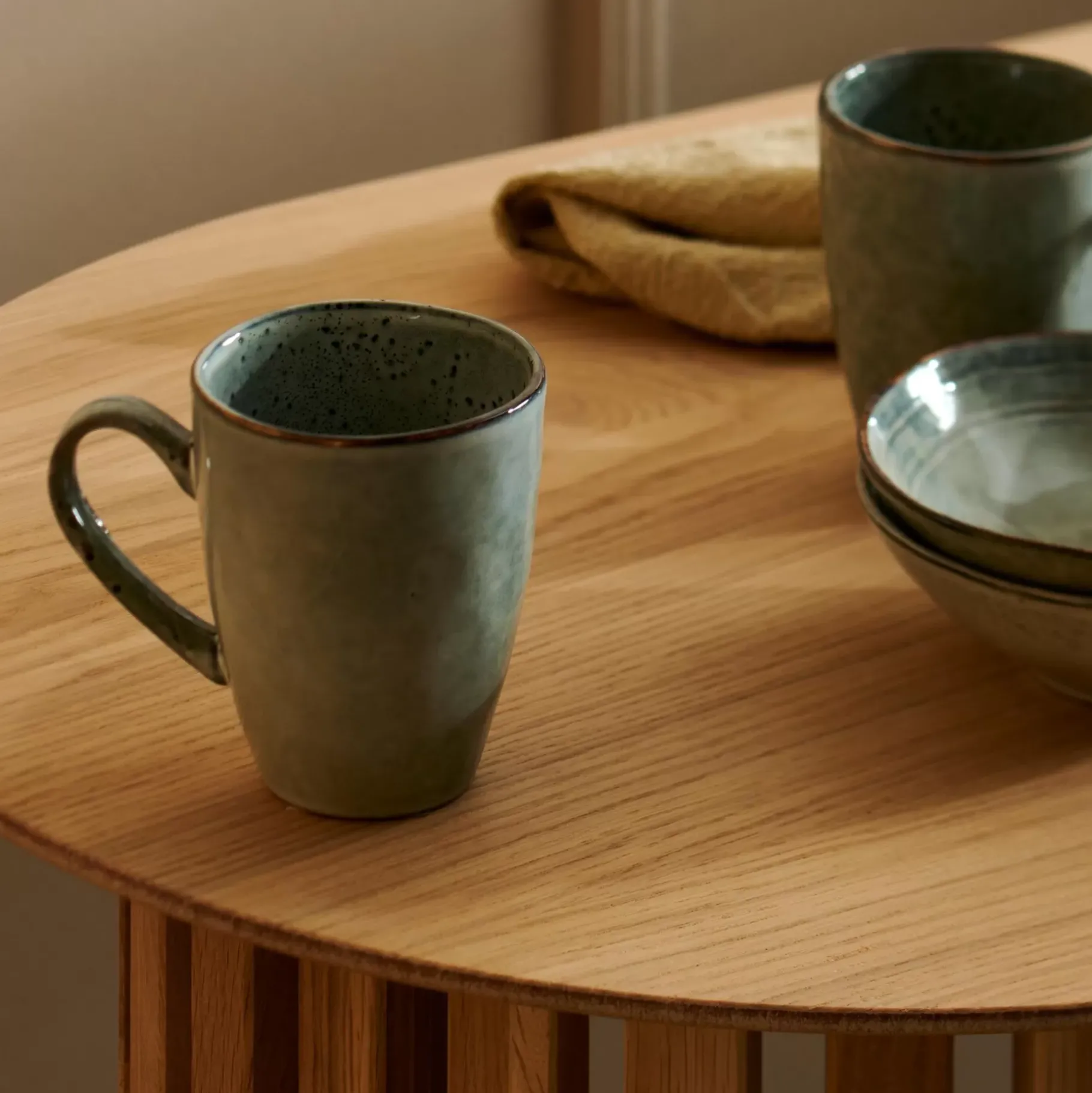 CASA Earth Lagoon Taza Con Asa Verde Claro