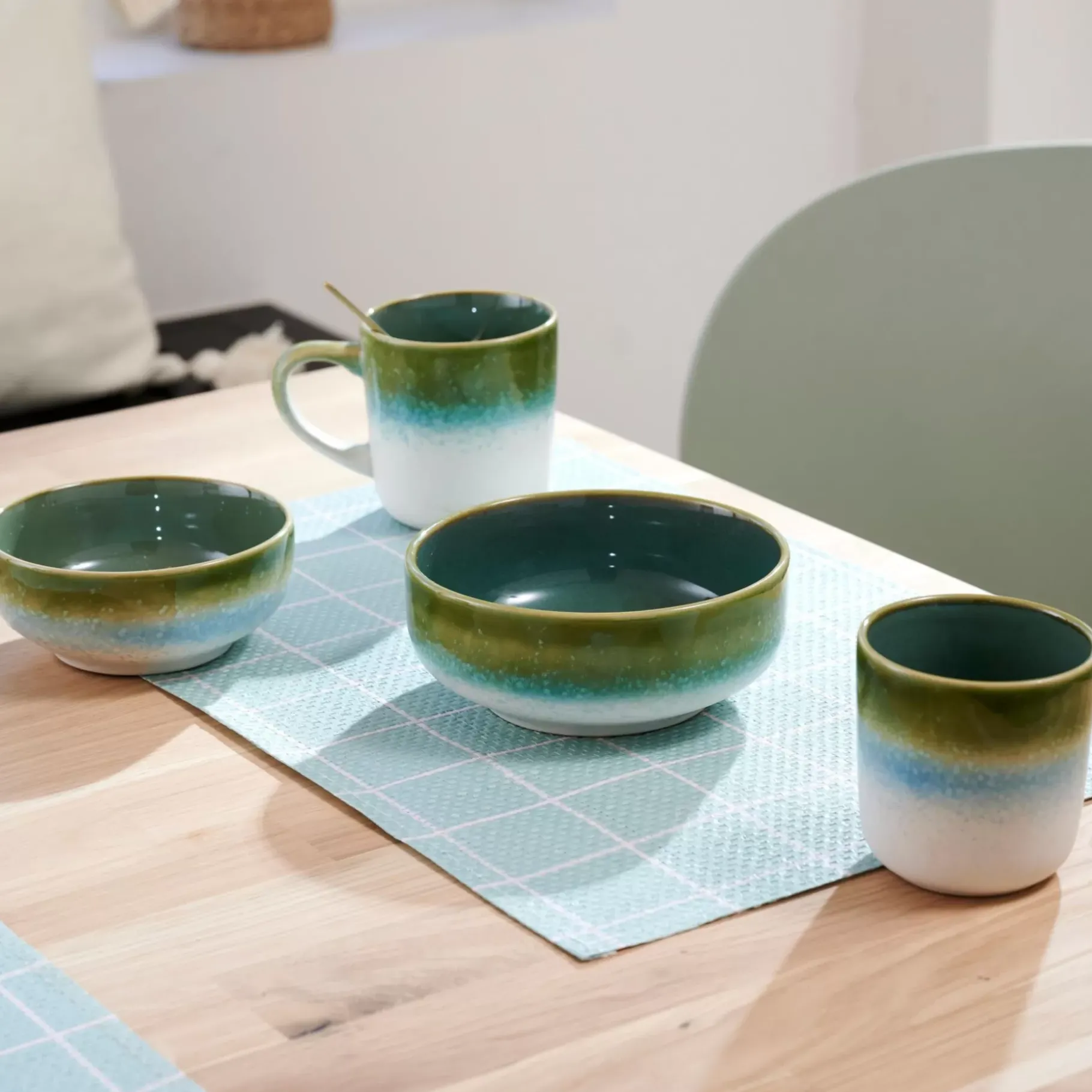 CASA Jessie Green Taza Sin Asa Verde