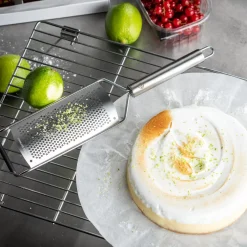 CASA Masterchef Rallador/Acanalador De Fruta Plateado