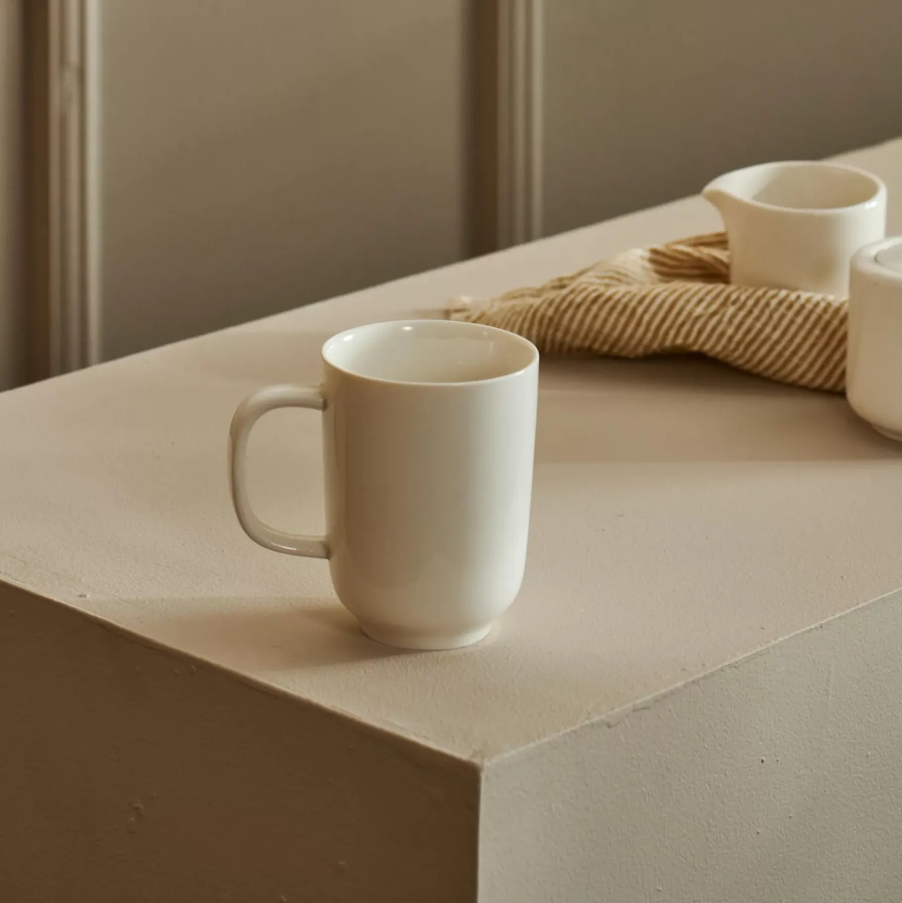 CASA Moon Taza Blanco