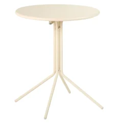 CASA Olav Mesa Bistro Arena