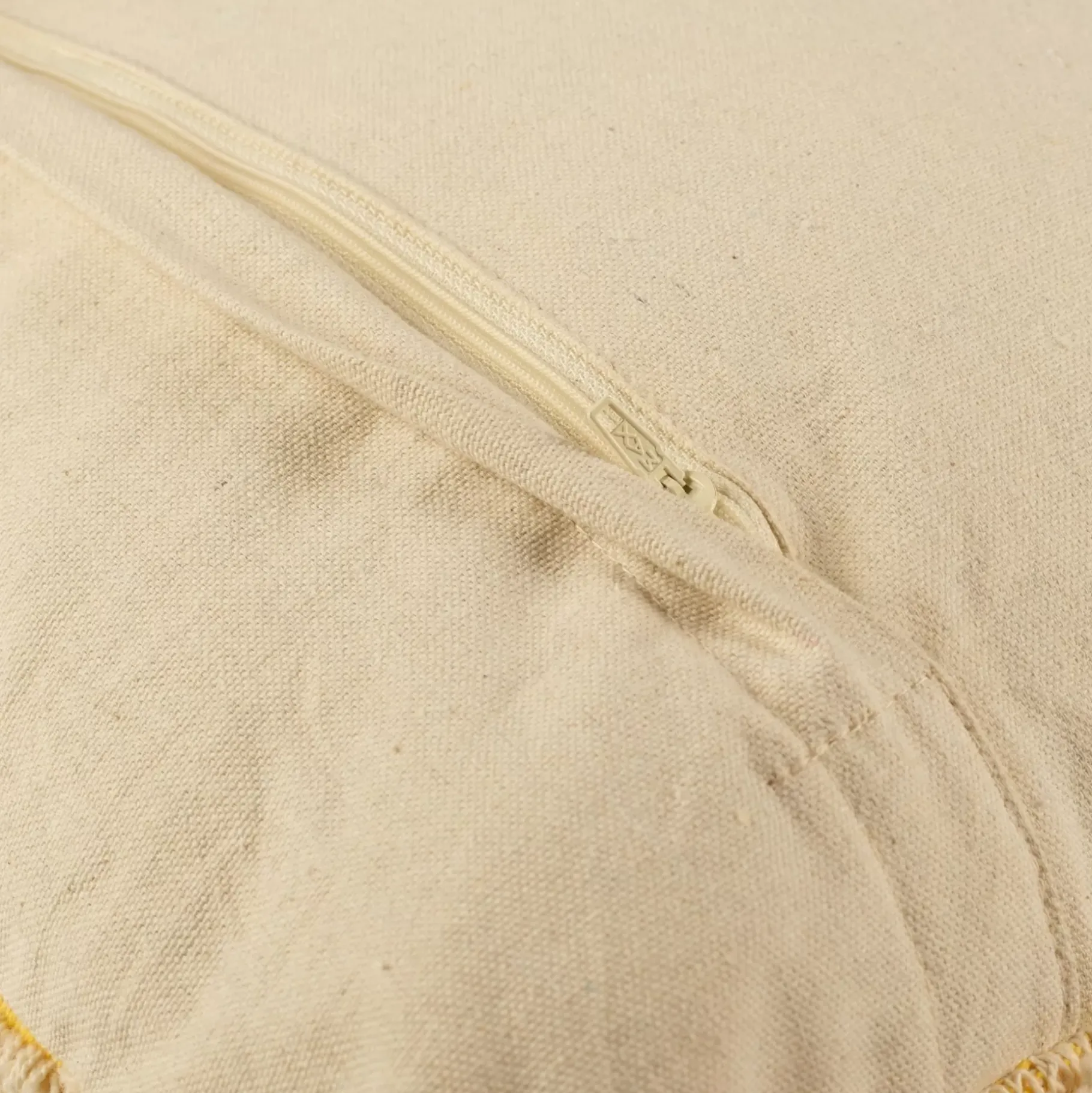 CASA Quadrado Cojin Amarillo